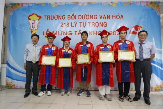 Lễ mừng tân khoa 2025
