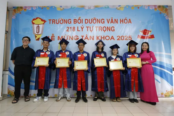 Lễ mừng tân khoa 2025